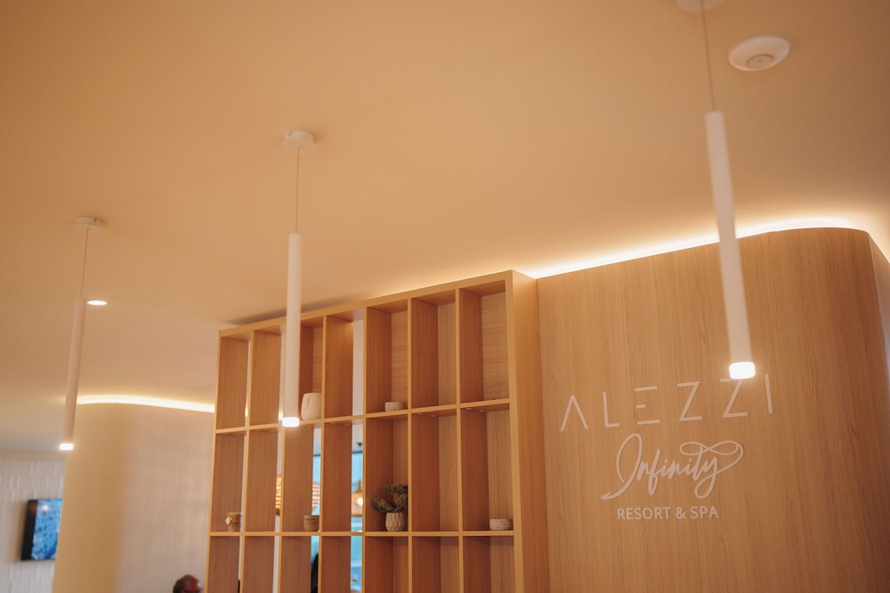 Hotel Alezzi Infinity Resort & Spa