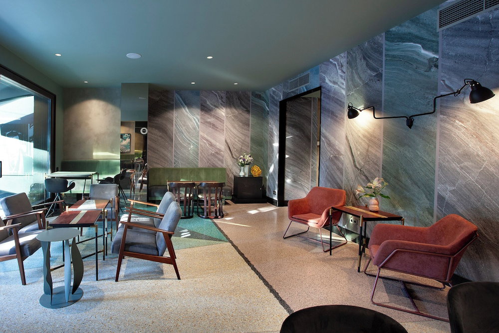 Room12