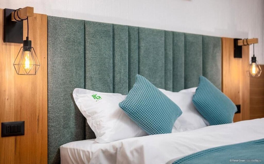 Forest Green & Spa