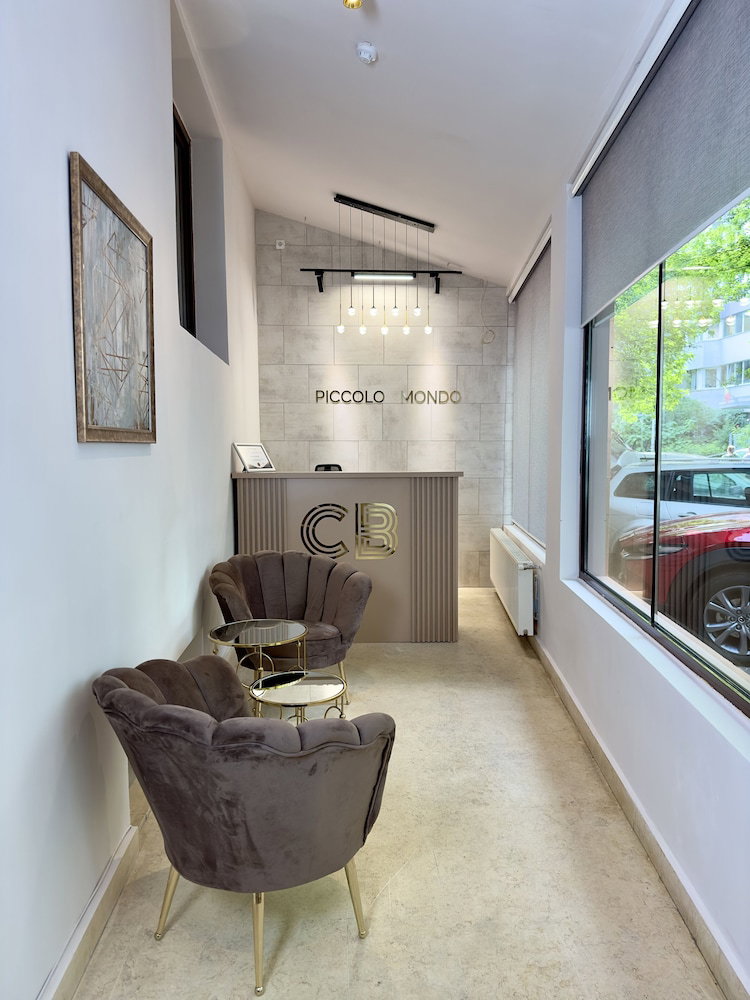 Piccolo Mondo By Citybookings