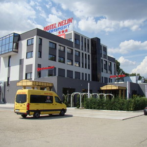 Hotel Hotel Helin Aeroport cazare Ghercesti