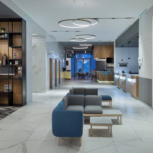 Hotel Courtyard By Marriott Bucharest Floreasca cazare Fundeni