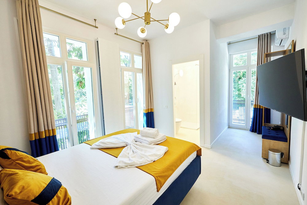 Hotel Carol Park View