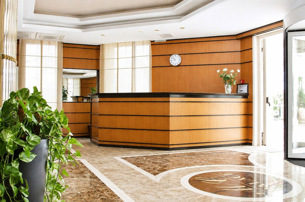 Monte Carlo Palace Rooms