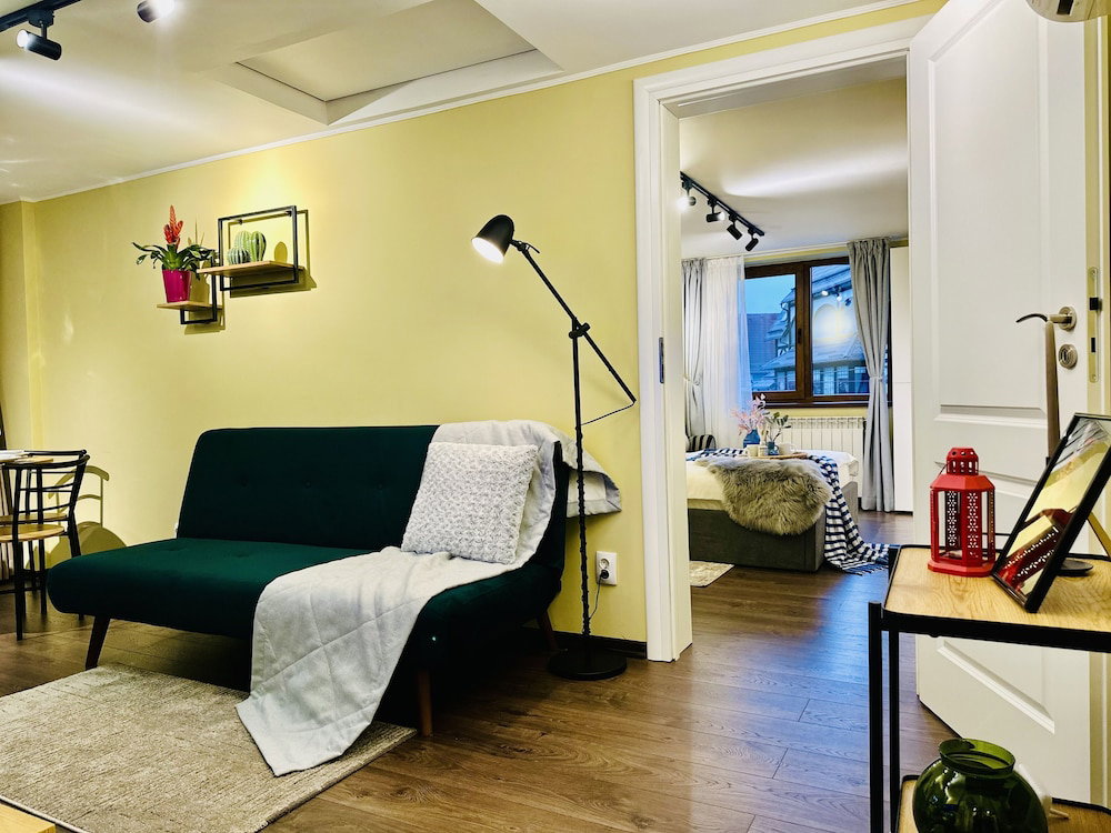 Hotel 5 To Stay Close To The Castle