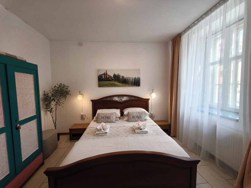 Buon Studio Sibiu, Near Train Station And Small Square Old Town