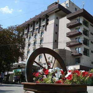 Hotel Hotel Rapsodia City Center cazare Judetul Botosani