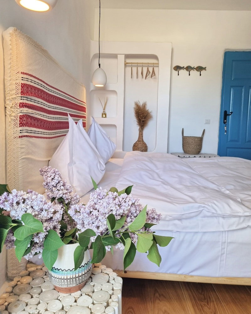 5 Chirpici - Small Traditional Resort