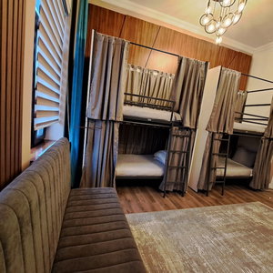 Hotel Turquoise Hostel cazare Dobroesti