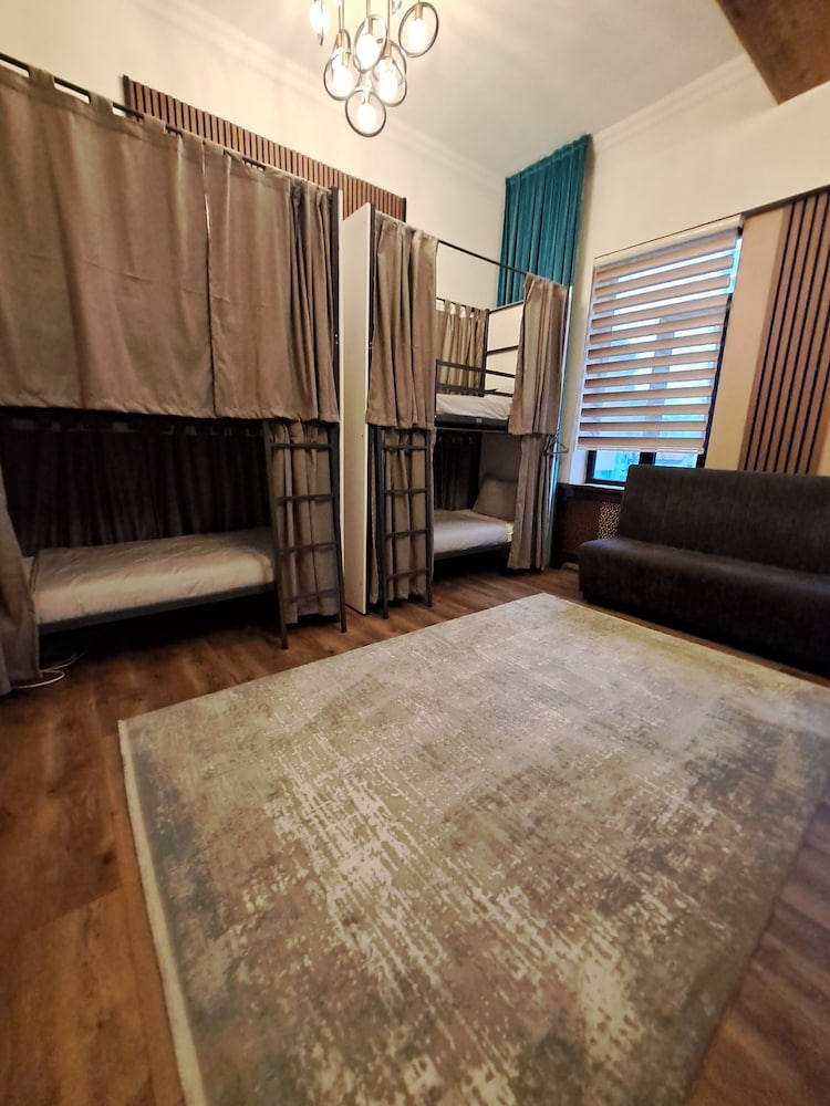 Turquoise Hostel