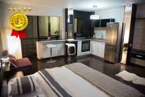 Hotel Studio G By Mrg Apartments cazare Rosu