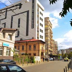 Hotel Uptown Residence Apartments cazare Fundeni