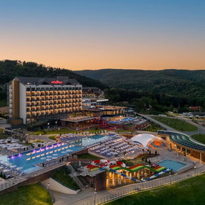 Hotel Mövenpick Resort And Spa Fruske Terme cazare Irig