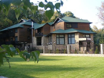 Hotel Hillden Lodge & Restaurant