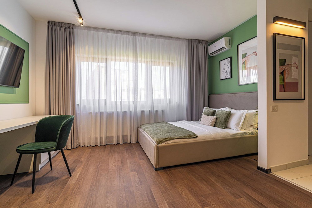 Cismigiu Park Studio Fresh & Serene Flat With Light-filled Interiors