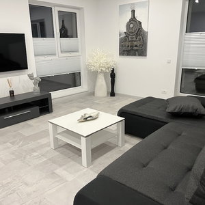 Hotel Amazing 2-Room Penthouse Cityview W13 cazare Rosu