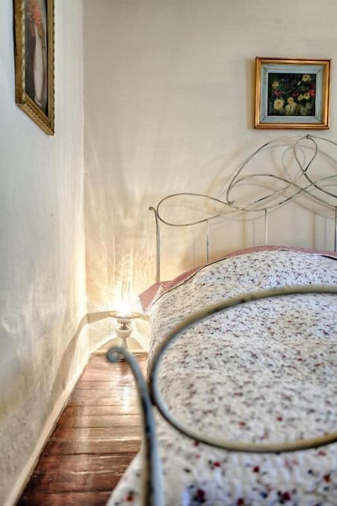 Dominic Boutique Stradela Cetatii