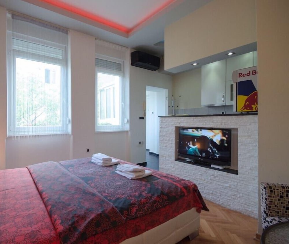 Hotel Royal Apartments