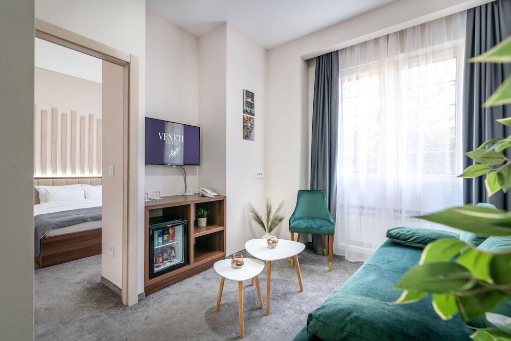 Hotel Veneti Suites