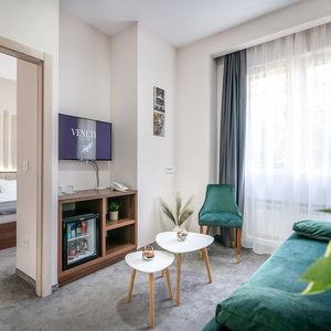 Hotel Veneti Suites cazare Stari Grad