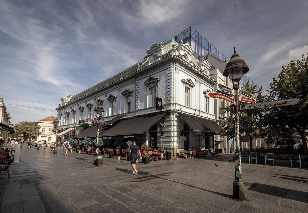 Hotel Maison Royale