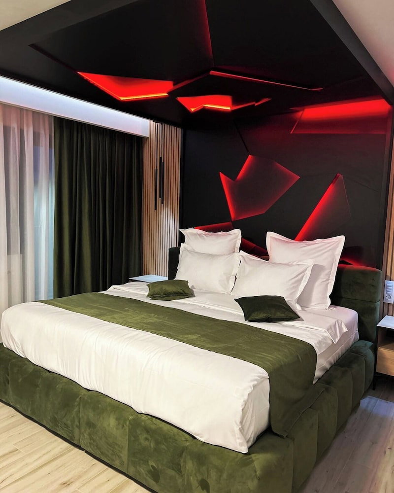 Monarc Boutique Aparthotel Self Check-In