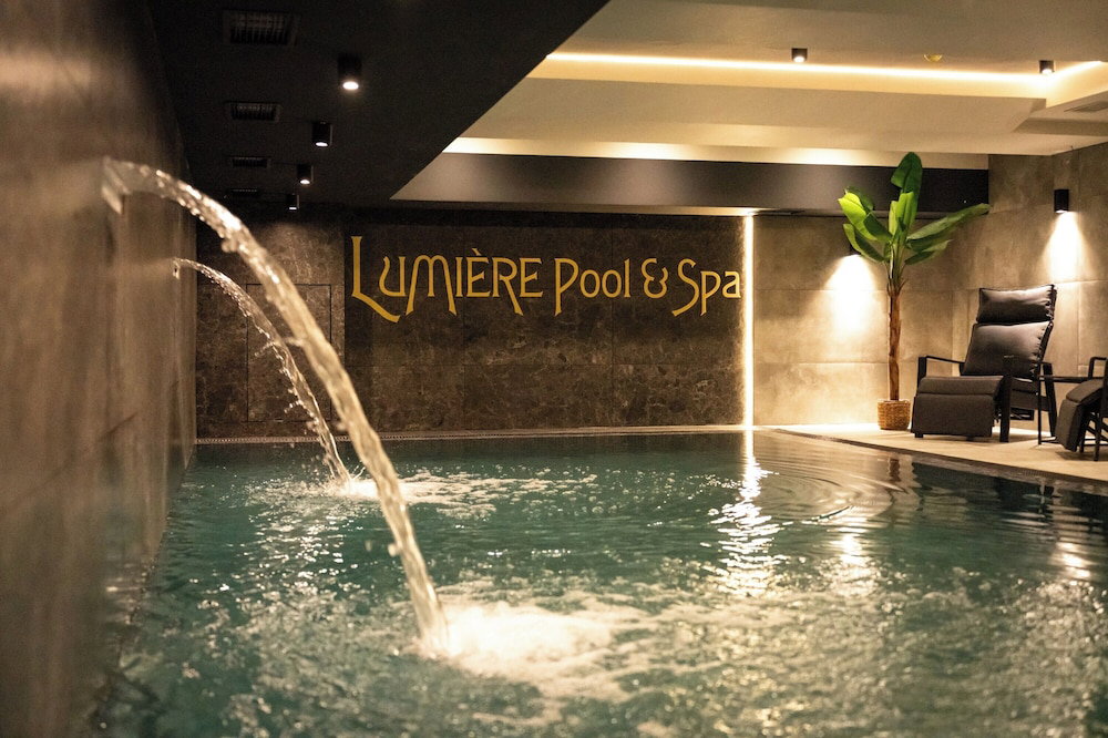 Hotel Lumière Hotel