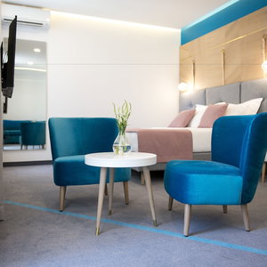 Hotel City Nest Modern & Cozy Suites cazare Stari Grad