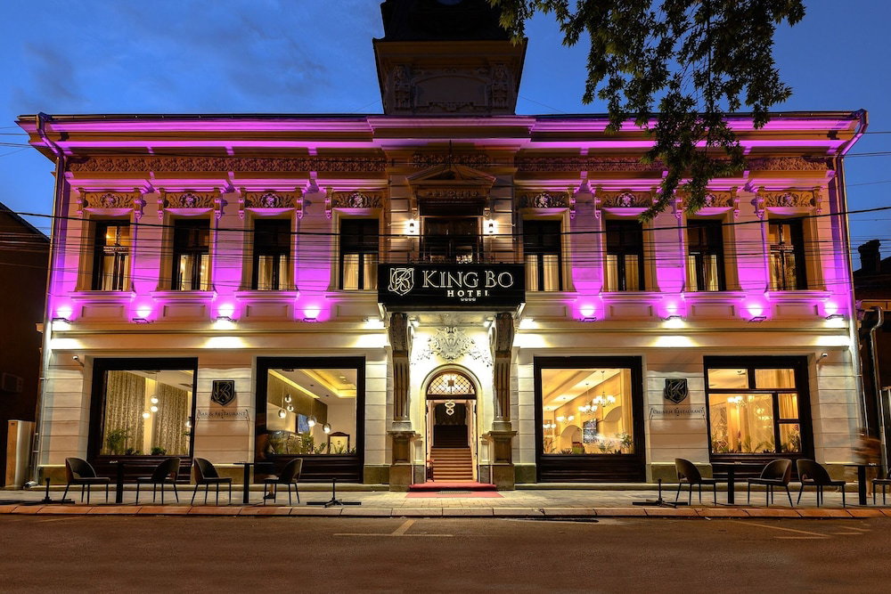 Hotel Luxury Hotel King Bo