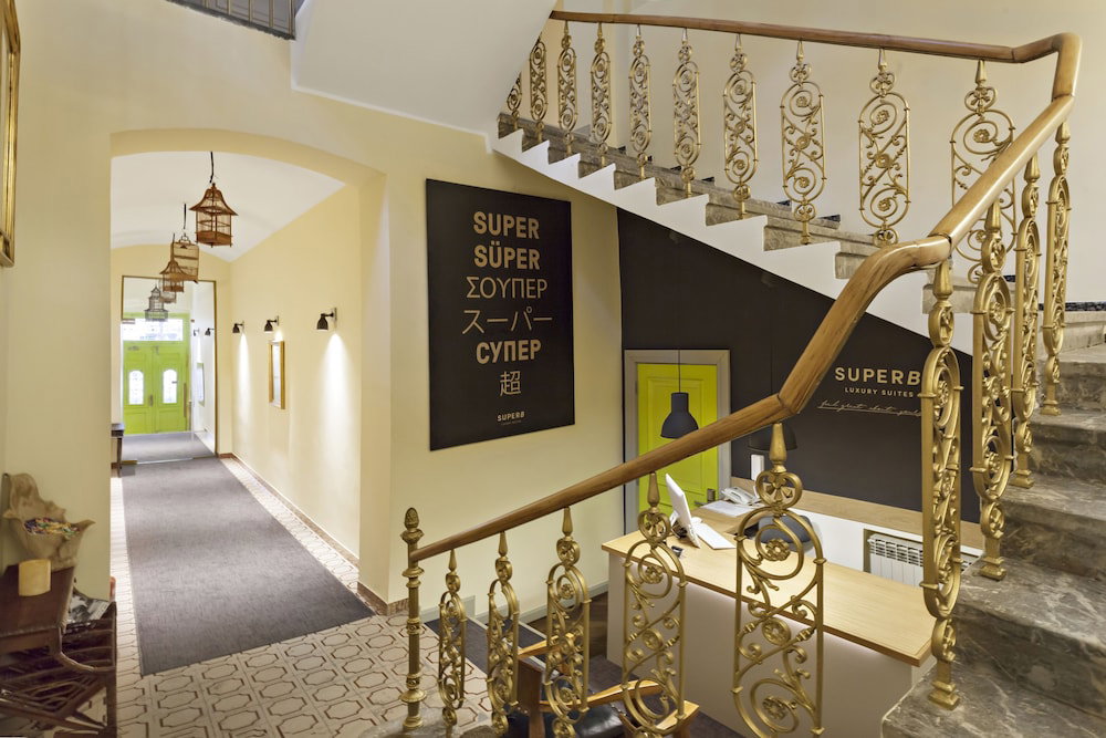Hotel Superb Luxury Suites