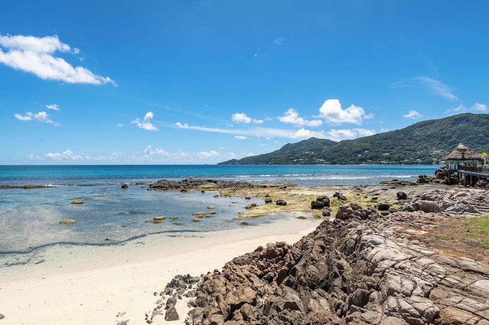 Hotel Beach Cove