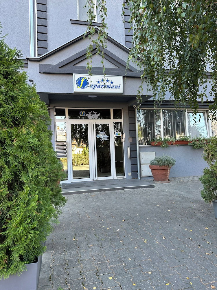 Hotel F Apartmani Kragujevac - Luxuary Business Suites