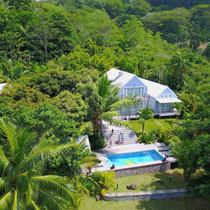 Sejur Red Coconut Self Catering vacanta Cascade