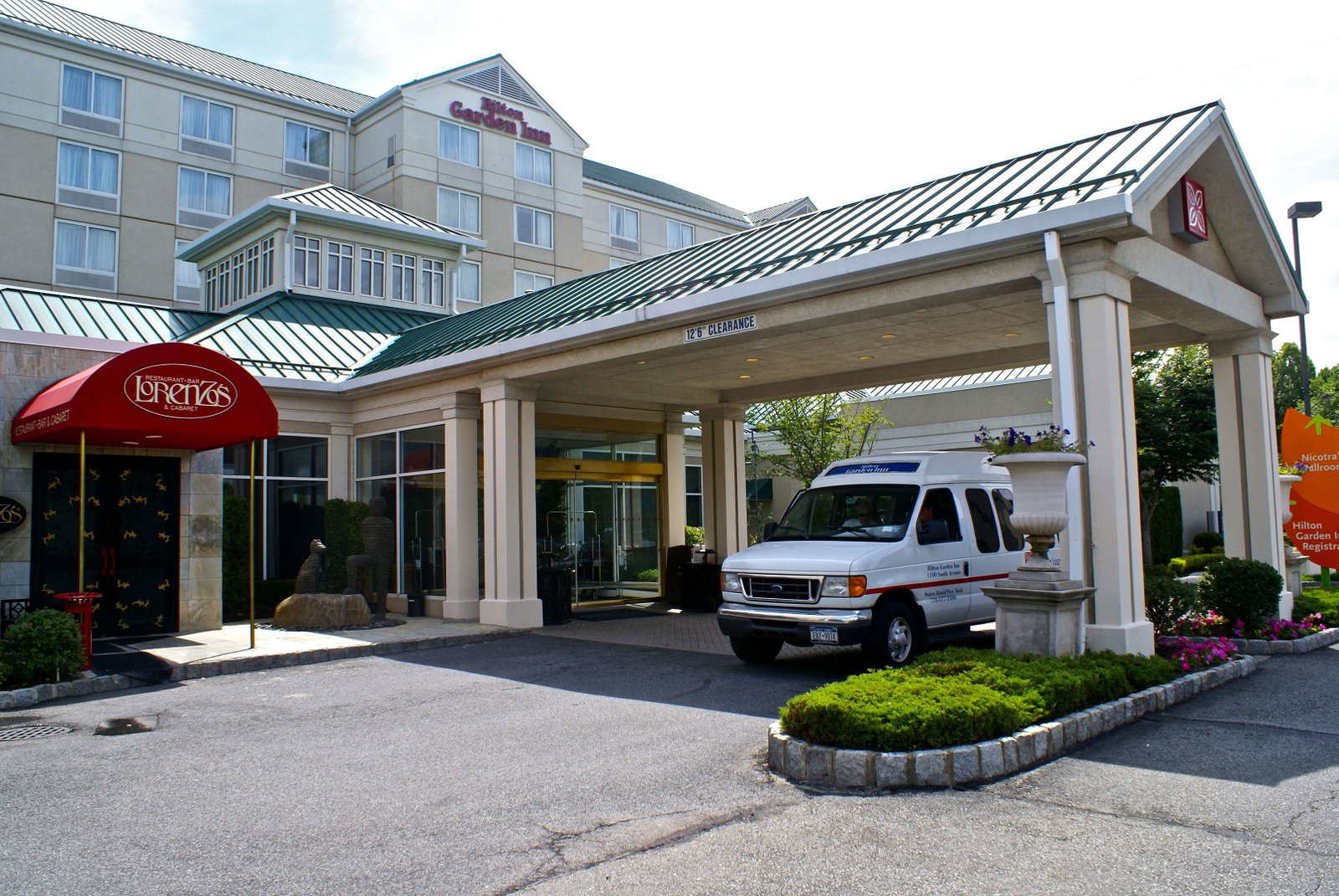 Hilton Garden Inn Staten Island