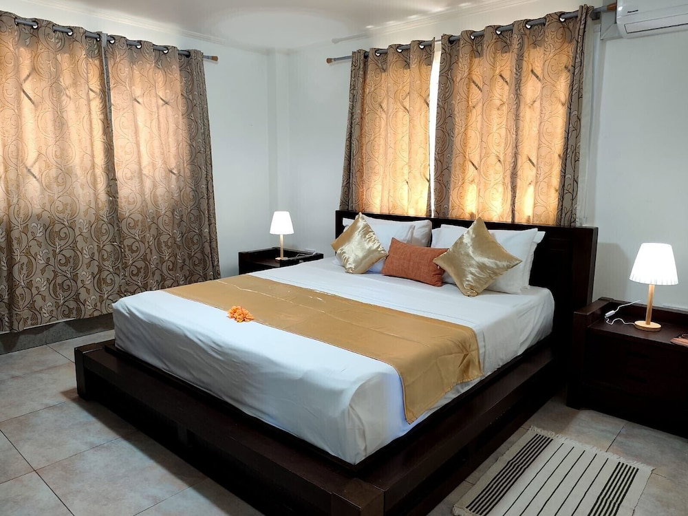 Hotel Praslin Island Breeze