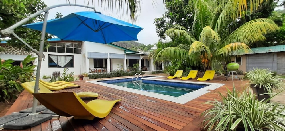 Hotel Castaway Lodge