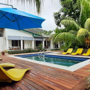 Sejur Castaway Lodge vacanta Anse Royale