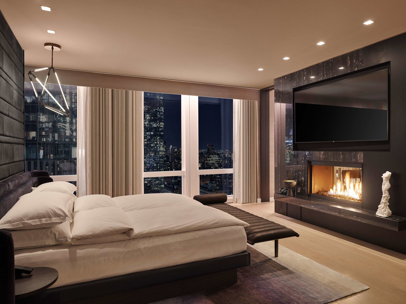 Equinox Hotel