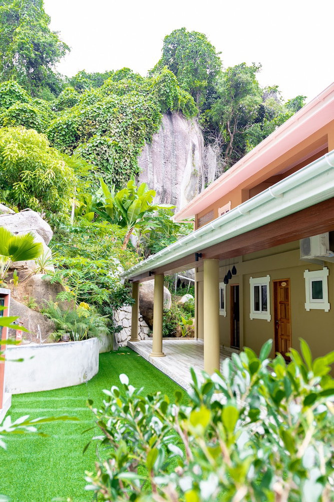 Hotel The Habitat Sesel