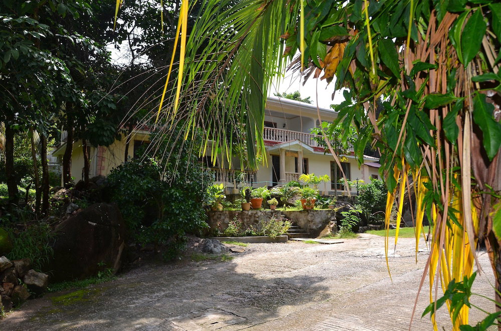 Hotel Forest Lodge Guest House