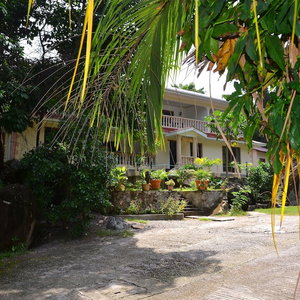 Hotel Forest Lodge Guest House cazare Cascade