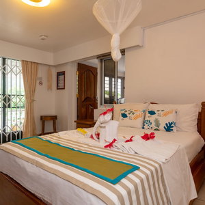 Hotel Jane's Serenity Guest House cazare Anse Royale