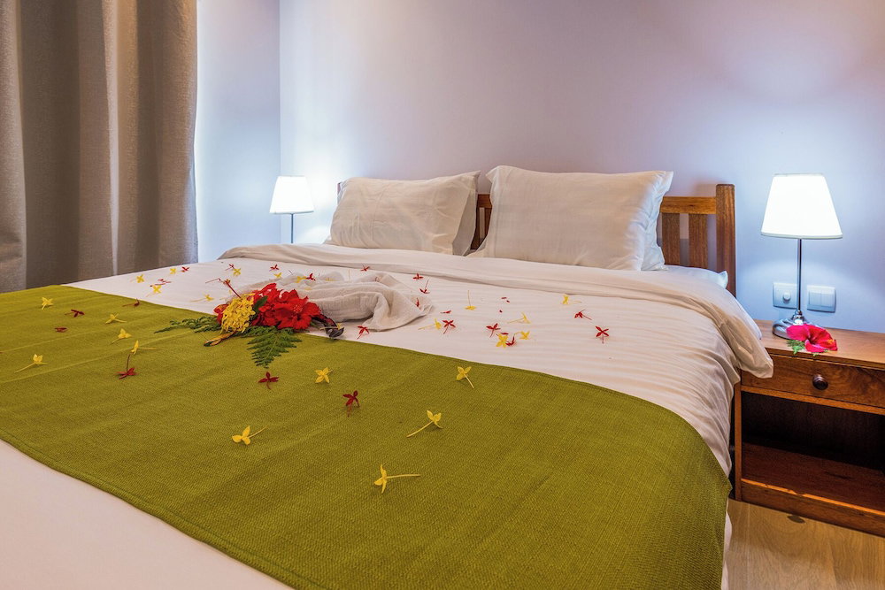 Hotel Crystal Shores Self Catering Apartments - Seychelles