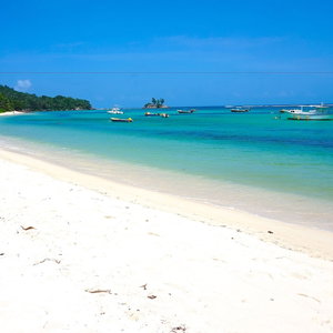Hotel La Villa Therese cazare Anse Royale