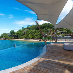 Sejur Coco De Mer Hotel And Black Parrot Suites vacanta Anse Volbert Village