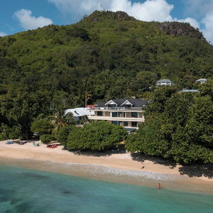 Sejur Crown Beach Hotel vacanta Anse Royale