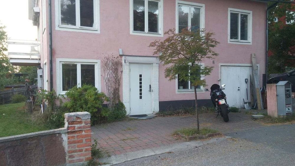 Hotel The Pink House