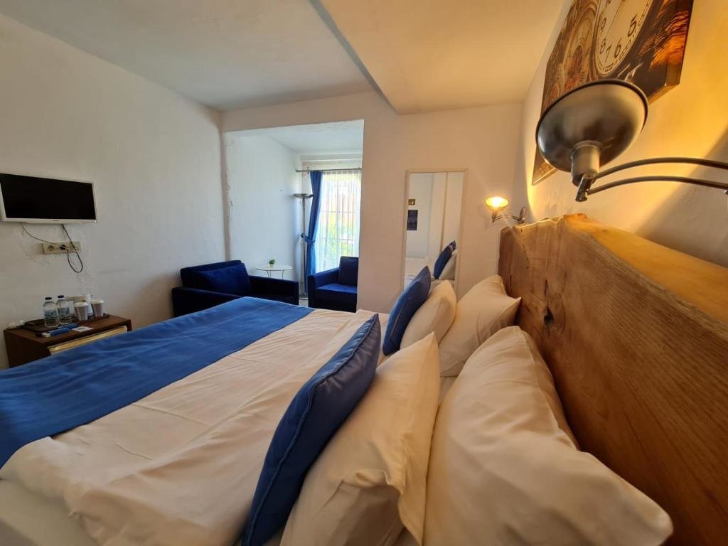 Hotel Rebetiko Hotel