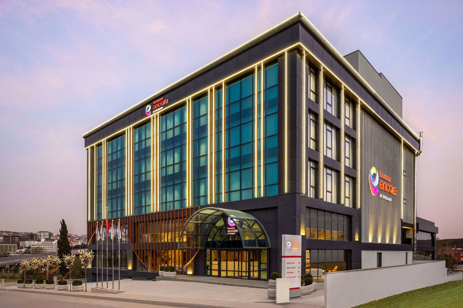 Hotel Ramada Encore By Wyndham Istanbul Arnavutkoy