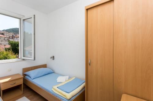 Hotel Hrvoje Place Apartments